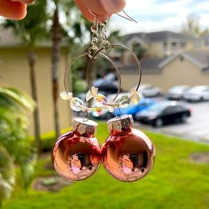 Beautiful Holiday Hoops